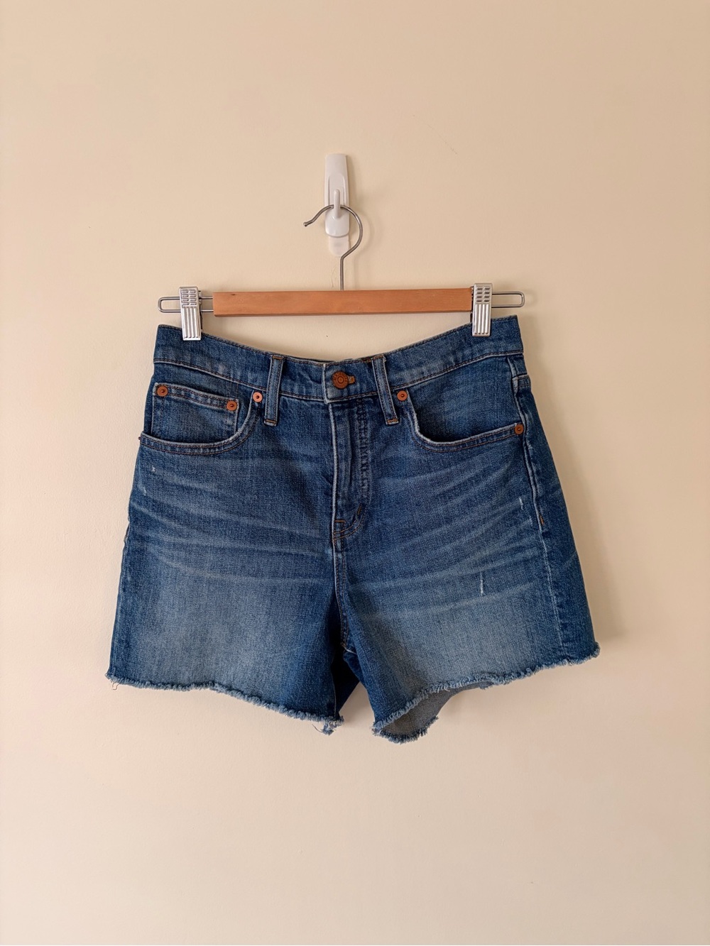 Madewell Distressed Denim Shorts in Dark Blue 26